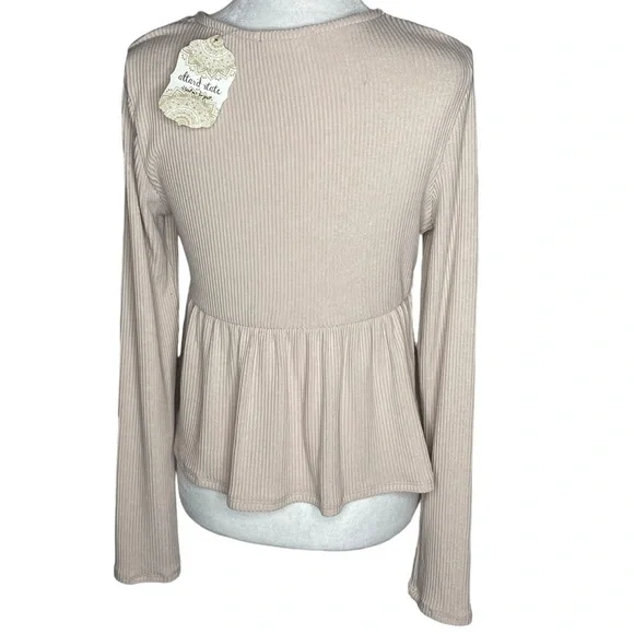 Altat’d State Ribbed Babydoll Cream Top Bishop Sleeves Size Medium NWT - Picture 2 of 13